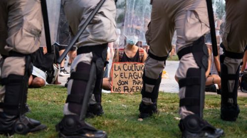 Amnistía advierte sobre el deterioro de los derechos humanos en Argentina durante 2025 Amnistía advierte sobre el deterioro de los derechos humanos en Argentina durante 2025