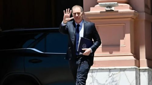 Santilli se reúne hoy con Peter Lamelas en Casa Rosada