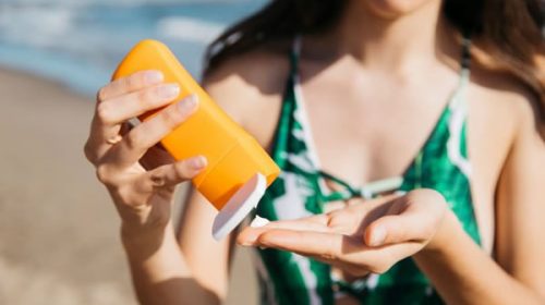 Anmat prohibió un protector solar y una pasta dental