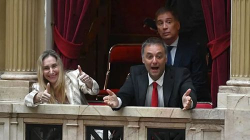 El Gobierno festejó la aprobación de la reforma laboral en la Cámara de Diputados