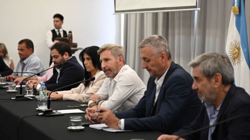 El gobernador encabezó una reunión con legisladores para avanzar en una reforma previsional