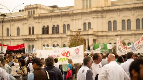 Docentes entrerrianos harán una vigilia frente a la Casa de Gobierno