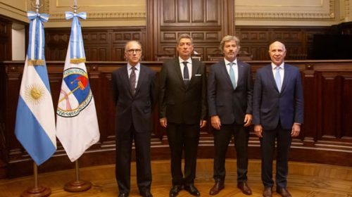 El Gobierno llevó a la Corte Suprema la reforma laboral con un “per saltum” para frenar su suspensión