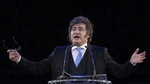 La confianza en el gobierno de Milei se hundió en abril y marcó su peor nivel en meses