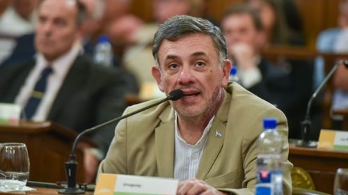 Advierten que la reforma previsional traslada el ajuste a docentes, policías y trabajadores de la salud