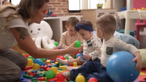 Educación: solo cuatro de cada 10 niños asisten al jardín en los sectores más vulnerables