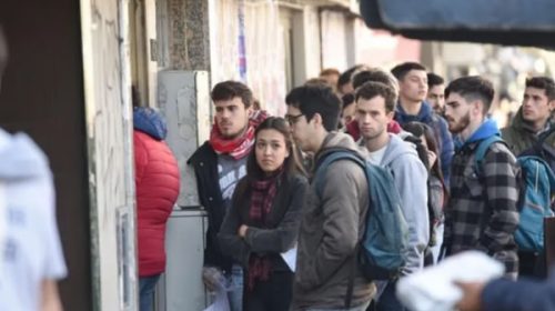 Tierra del Fuego y Santa Cruz, las más golpeadas por la caída del empleo privado registrado Tierra del Fuego y Santa Cruz, las más golpeadas por la caída del empleo privado registrado