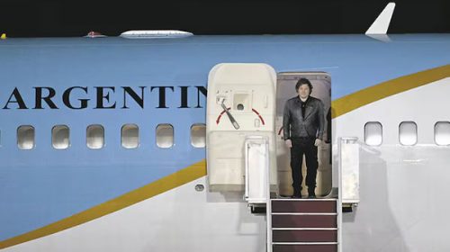 La casta viaja en primera: los tours de Milei al exterior ya costaron más de un millón de dólares en 2026