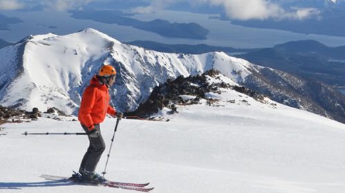 Esquiar en Bariloche ya cuesta más que en Andorra