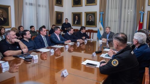 Entre Ríos organizó el cuarto encuentro regional para enfrentar el impacto del fenómeno El Niño Entre Ríos organizó el cuarto encuentro regional para enfrentar el impacto del fenómeno El Niño