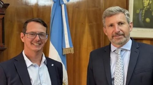 Por ajustes de la compensación del Consenso Fiscal 2017, el gobierno nacional transferirá 6.000 mil millones de pesos a Entre Ríos Por ajustes de la compensación del Consenso Fiscal 2017, el gobierno nacional transferirá 6.000 mil millones de pesos a Entre Ríos
