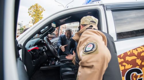 Frigerio entregó nuevos vehículos y equipamiento para fortalecer la Policía de Entre Ríos Frigerio entregó nuevos vehículos y equipamiento para fortalecer la Policía de Entre Ríos