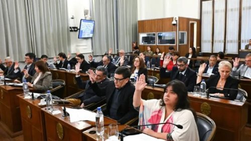 El Senado entrerriano devolvió a comisiones el proyecto de Ficha Limpia y posterga su tratamiento