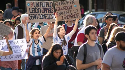 Fracasó la paritaria universitaria: sigue el desacato a la Ley de Financiamiento y se viene la quinta marcha nacional Fracasó la paritaria universitaria: sigue el desacato a la Ley de Financiamiento y se viene la quinta marcha nacional