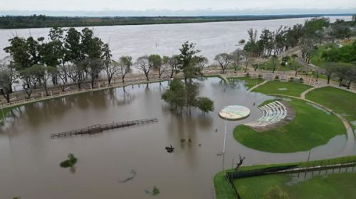 Inundaciones y evacuados en Corrientes y Entre Ríos por la crecida de los ríos Uruguay y Paraná
